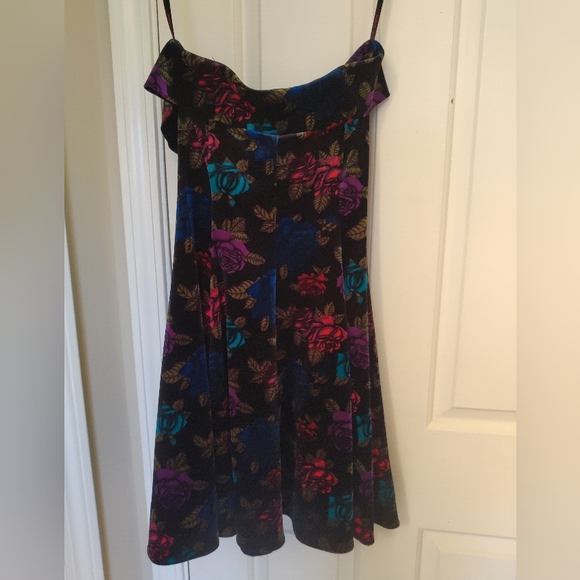 Betsey Johnson Velvet Floral Dress - Picture 2 of 5